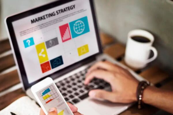 Digital Marketing Strategist: Your Complete Career Guide Digital Marketing Strategist